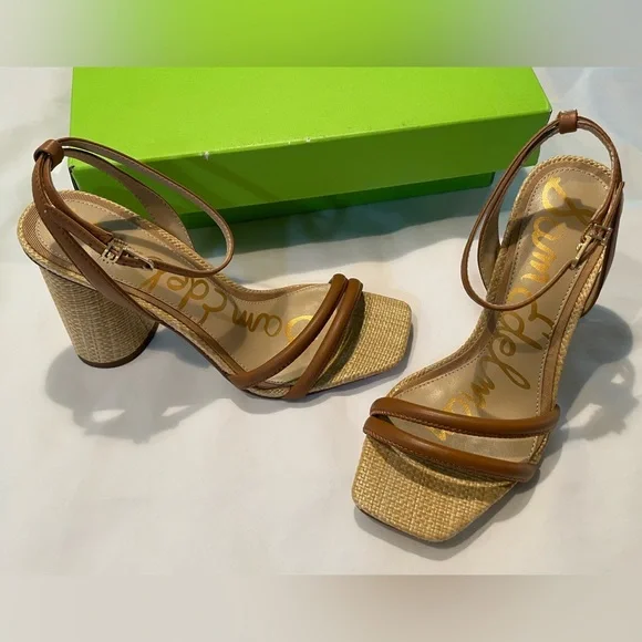 Sam Edelman's Iconic Kia Block Heeled Sandal (5.5) - Picture 5 of 7